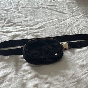 Lululemon Black Fleece Belt Bag